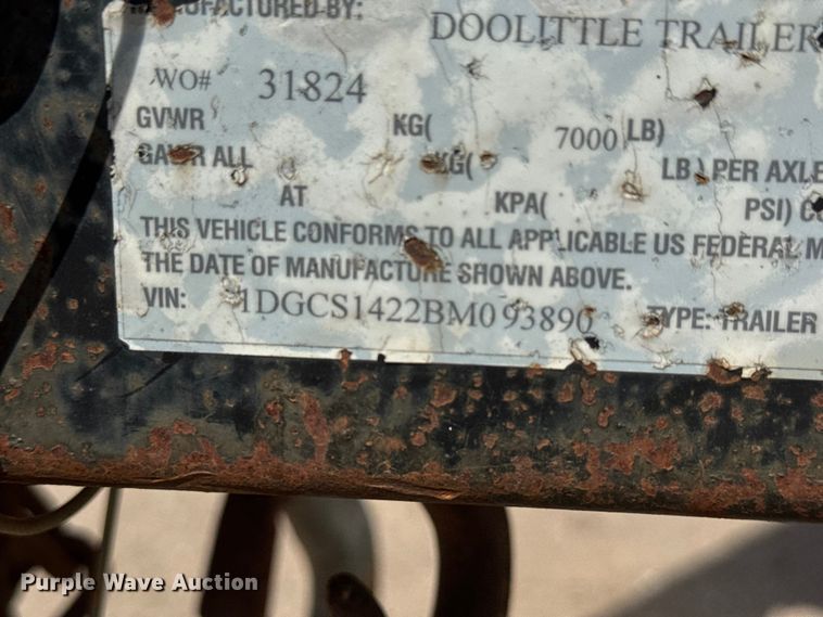 image for item NJ9187 2011 Doolittle enclosed cargo trailer