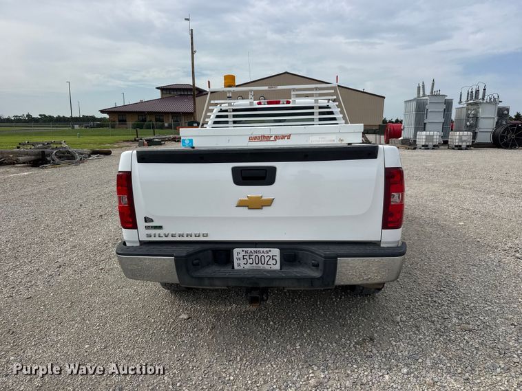 image for item NJ9197 2012 Chevrolet Silverado 1500 Ext. Cab pickup truck