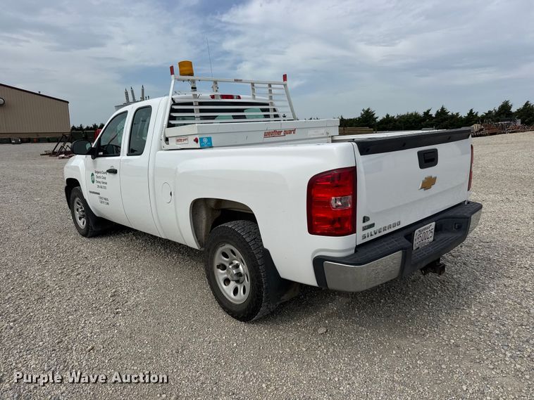 image for item NJ9197 2012 Chevrolet Silverado 1500 Ext. Cab pickup truck