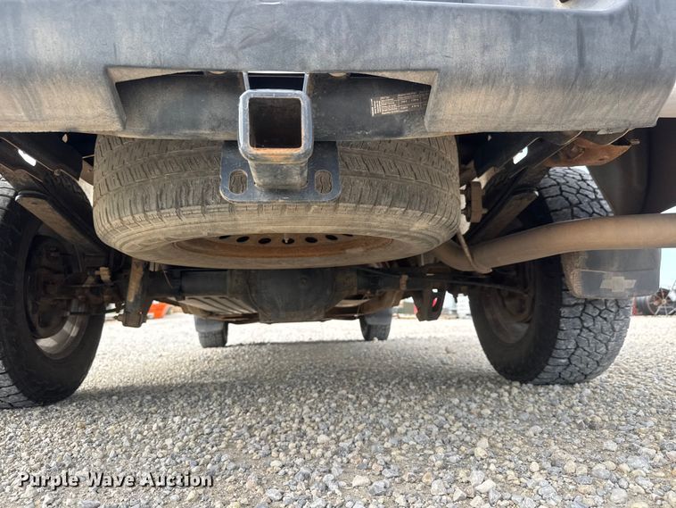 image for item NJ9197 2012 Chevrolet Silverado 1500 Ext. Cab pickup truck