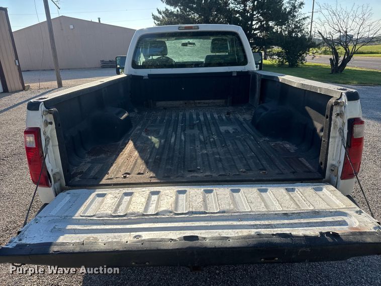 image for item NJ9243 2014 Ford F250 Super Duty pickup truck