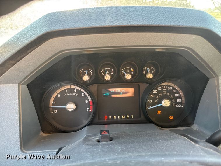 image for item NJ9243 2014 Ford F250 Super Duty pickup truck