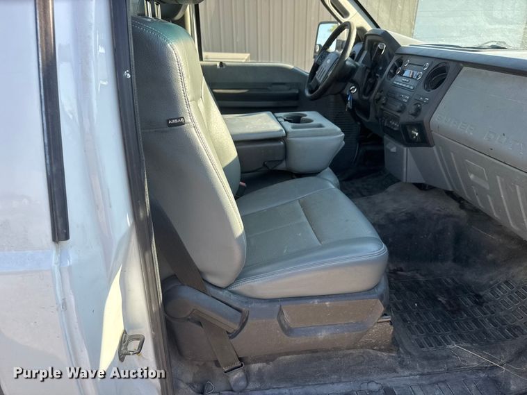 image for item NJ9243 2014 Ford F250 Super Duty pickup truck
