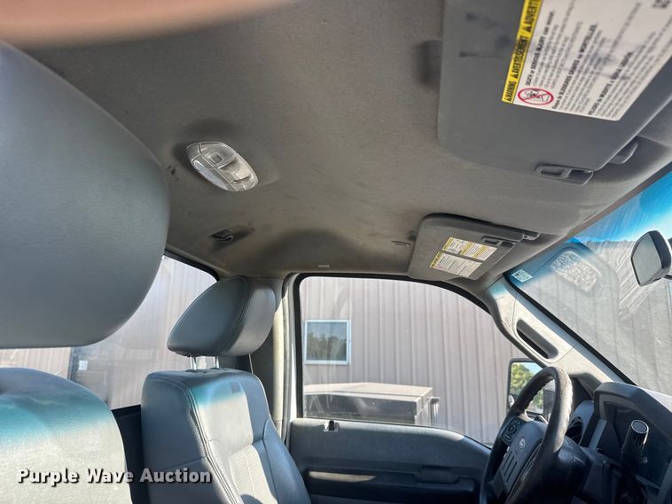image for item NJ9243 2014 Ford F250 Super Duty pickup truck