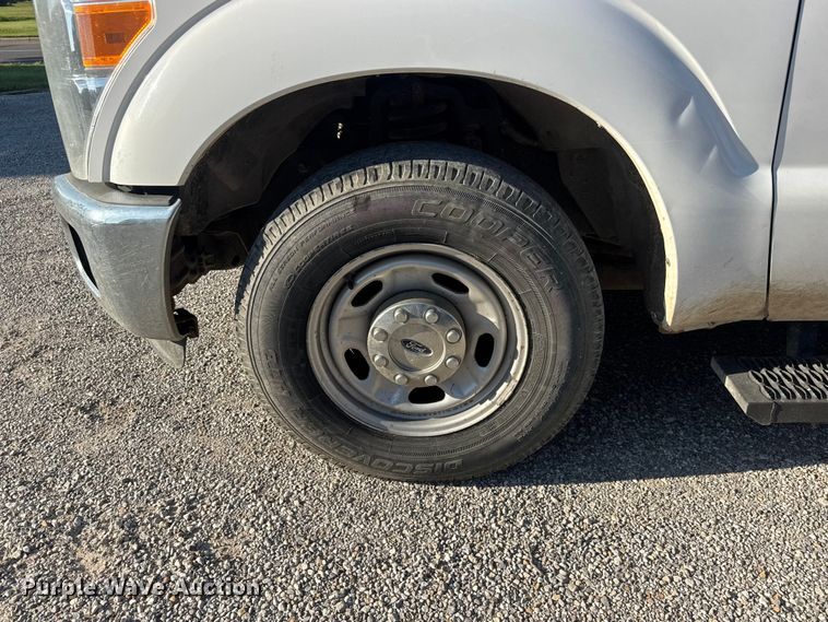 image for item NJ9243 2014 Ford F250 Super Duty pickup truck