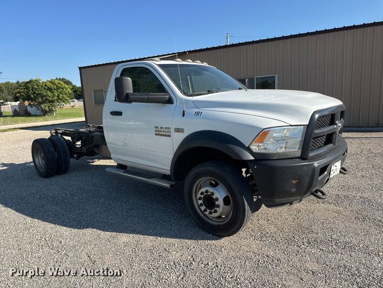 image for item NJ9244 2017 RAM 5500 truck cab and chassis