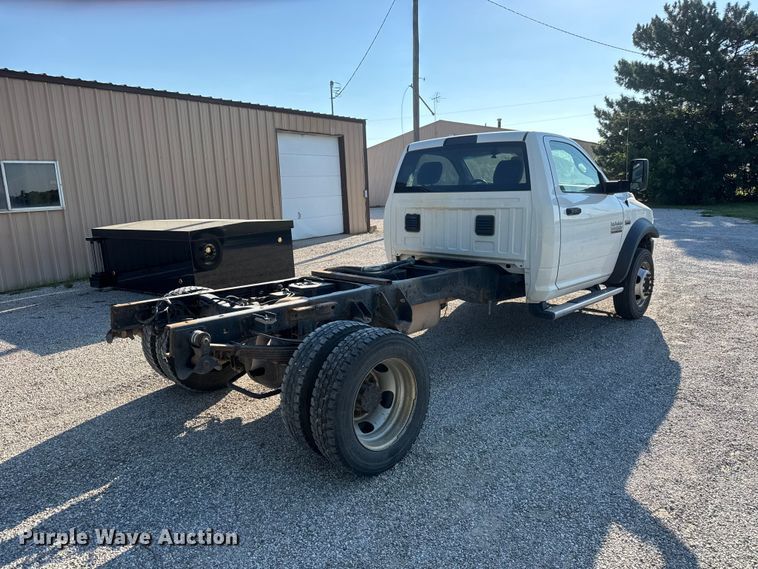 image for item NJ9244 2017 RAM 5500 truck cab and chassis