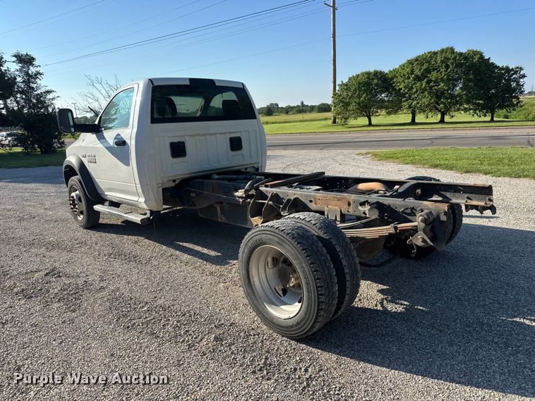 image for item NJ9244 2017 RAM 5500 truck cab and chassis