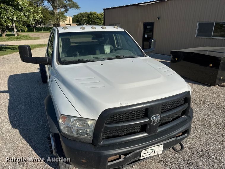 image for item NJ9244 2017 RAM 5500 truck cab and chassis