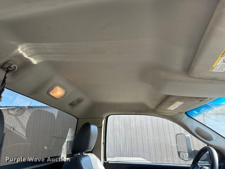 image for item NJ9244 2017 RAM 5500 truck cab and chassis