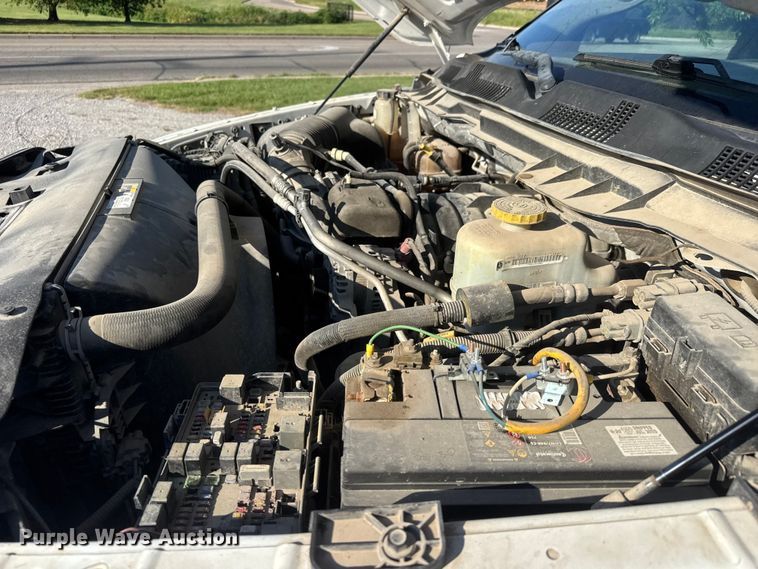 image for item NJ9244 2017 RAM 5500 truck cab and chassis