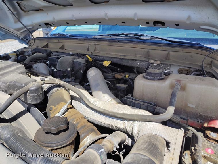 image for item YA2836 2015 Ford F350 Super Duty flatbed pickup truck