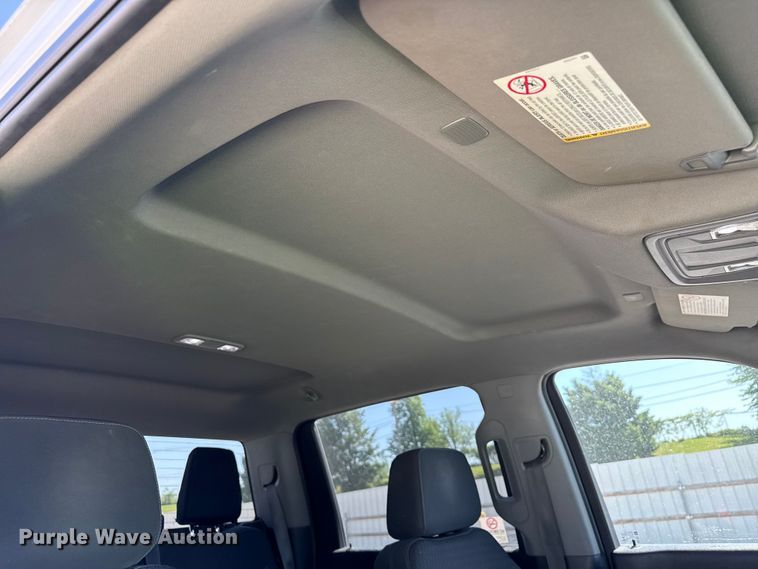 image for item YA3407 2022 Chevrolet Silverado 3500HD Crew Cab pickup truck