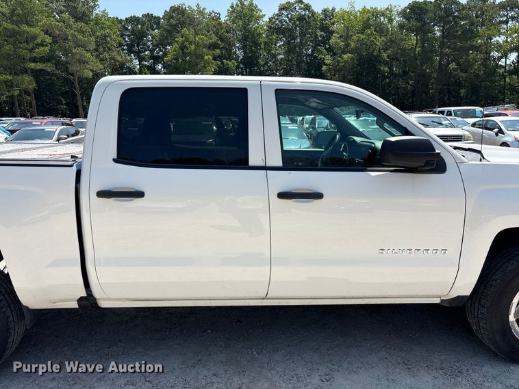 image for item YA3640 2016 Chevrolet Silverado 1500 Crew Cab pickup truck