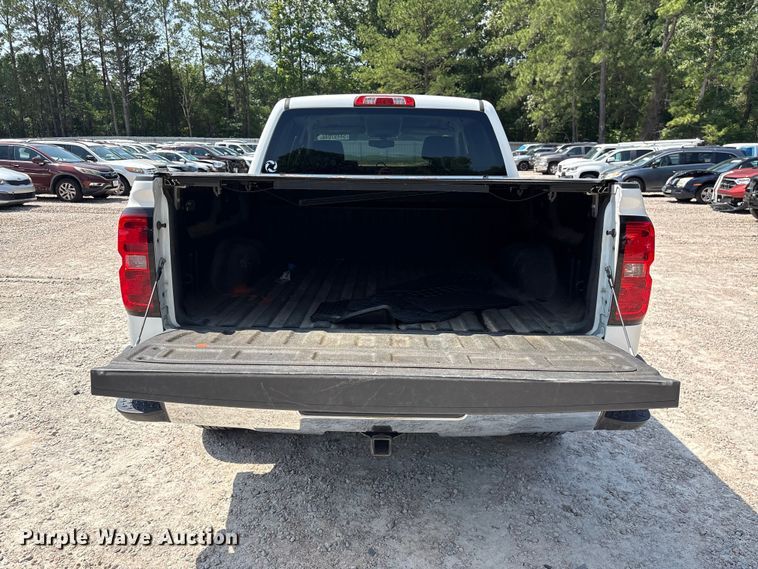 image for item YA3640 2016 Chevrolet Silverado 1500 Crew Cab pickup truck