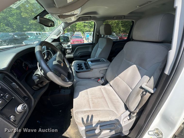 image for item YA3640 2016 Chevrolet Silverado 1500 Crew Cab pickup truck