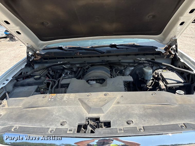 image for item YA3640 2016 Chevrolet Silverado 1500 Crew Cab pickup truck