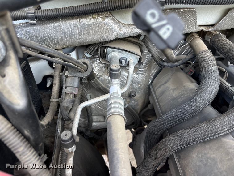 image for item YA3640 2016 Chevrolet Silverado 1500 Crew Cab pickup truck