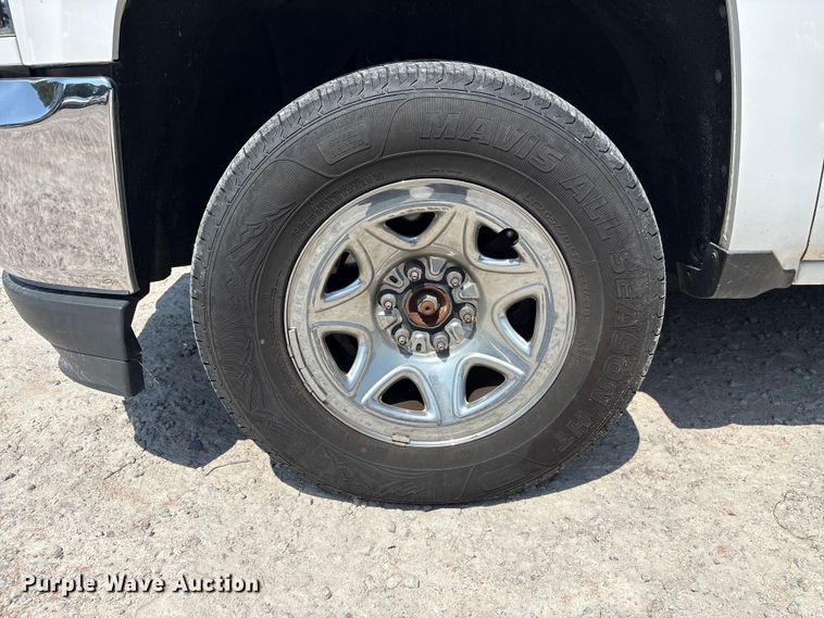 image for item YA3640 2016 Chevrolet Silverado 1500 Crew Cab pickup truck