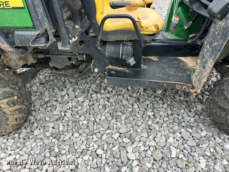 image for item YA3646 2016 John Deere Gator 855D utility vehicle