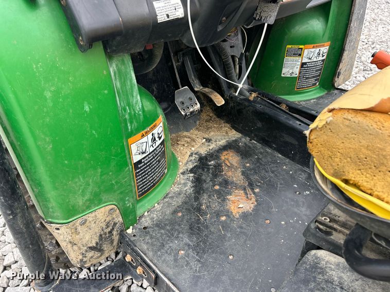 image for item YA3646 2016 John Deere Gator 855D utility vehicle