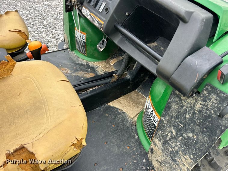 image for item YA3646 2016 John Deere Gator 855D utility vehicle