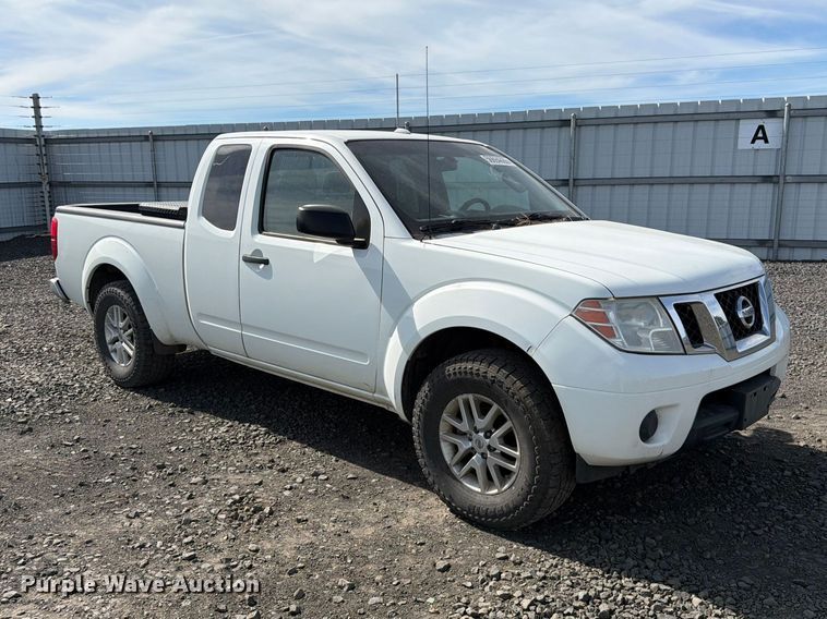 image for item YA3799 2015 Nissan Frontier Ext. Cab pickup truck