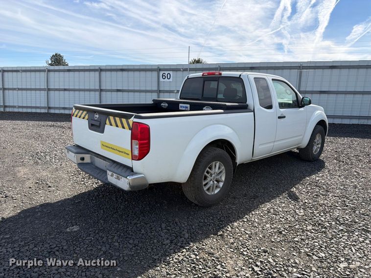 image for item YA3799 2015 Nissan Frontier Ext. Cab pickup truck