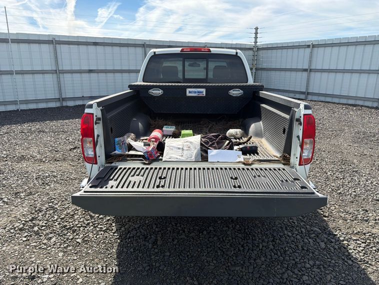 image for item YA3799 2015 Nissan Frontier Ext. Cab pickup truck