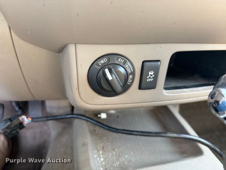 image for item YA3799 2015 Nissan Frontier Ext. Cab pickup truck