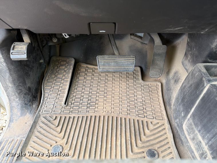 image for item YA3886 2019 Chevrolet Silverado Ld Ext. Cab pickup truck