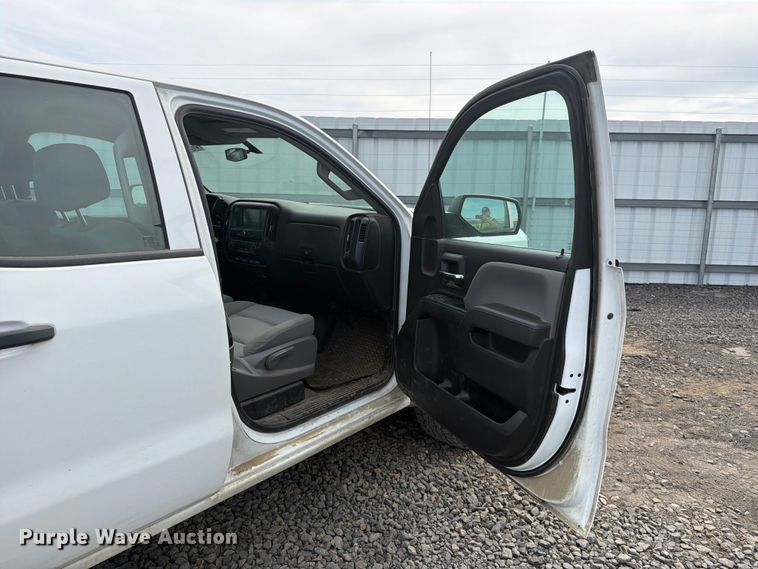 image for item YA3886 2019 Chevrolet Silverado Ld Ext. Cab pickup truck