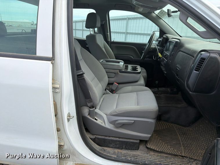 image for item YA3886 2019 Chevrolet Silverado Ld Ext. Cab pickup truck