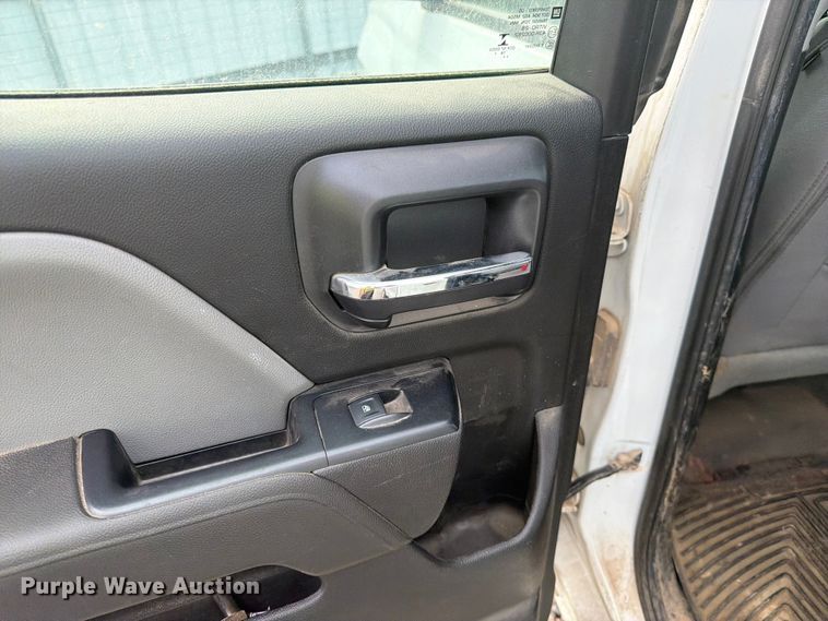 image for item YA3886 2019 Chevrolet Silverado Ld Ext. Cab pickup truck