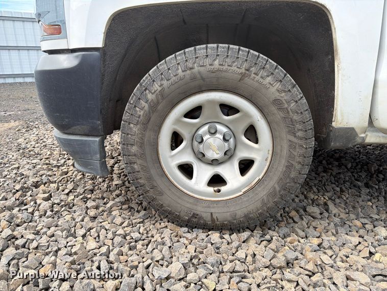 image for item YA3886 2019 Chevrolet Silverado Ld Ext. Cab pickup truck