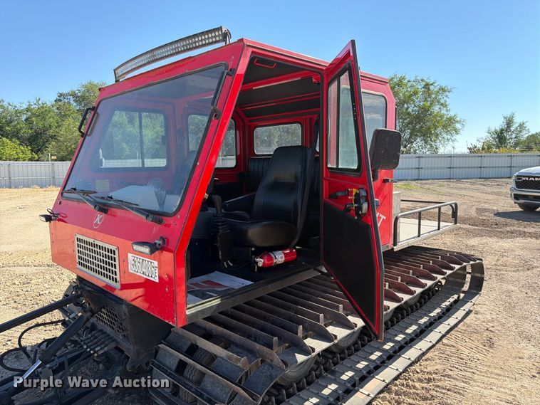 image for item YA3931 2008 Pistonbully track carrier