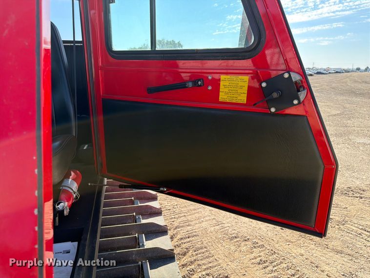image for item YA3931 2008 Pistonbully track carrier