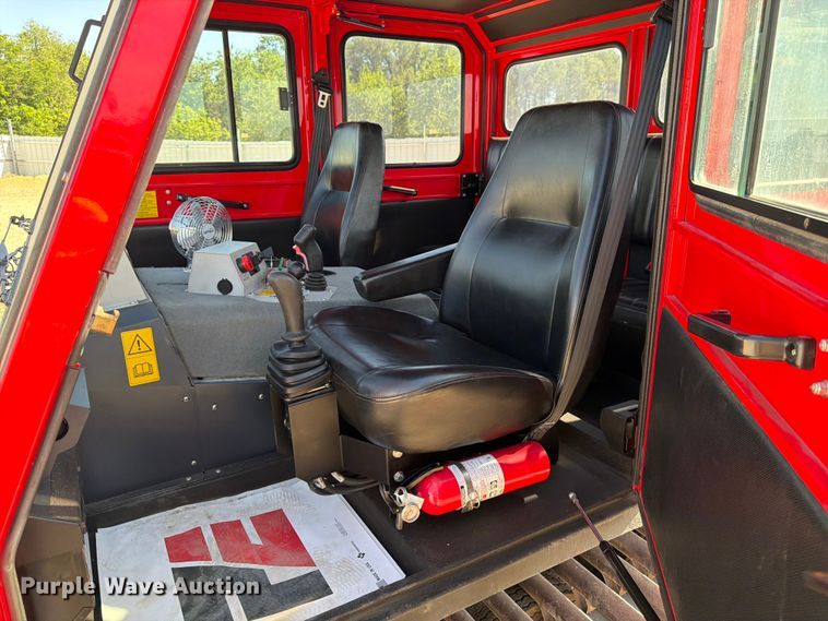 image for item YA3931 2008 Pistonbully track carrier