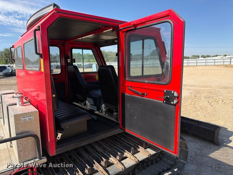 image for item YA3931 2008 Pistonbully track carrier