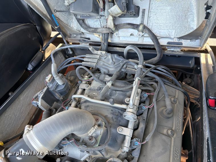 image for item YA3931 2008 Pistonbully track carrier