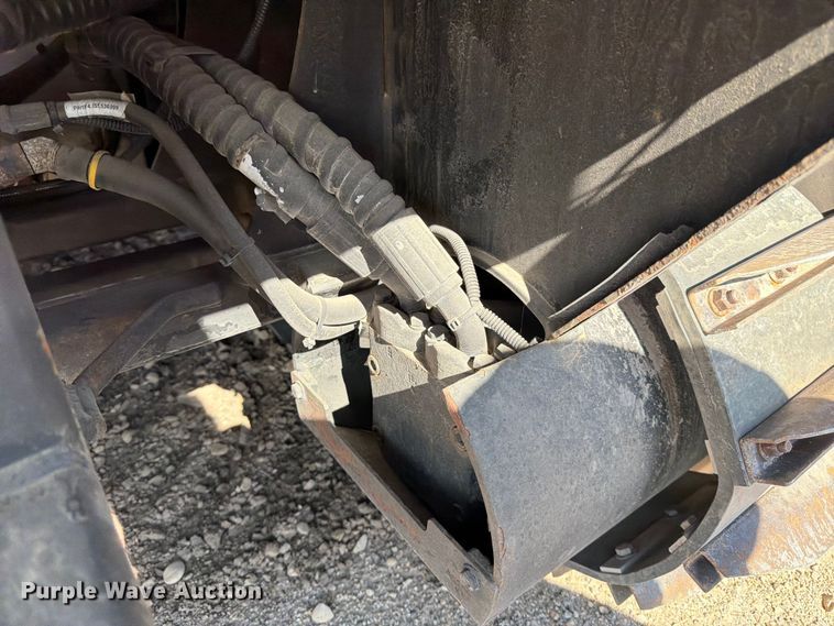 image for item YA3931 2008 Pistonbully track carrier