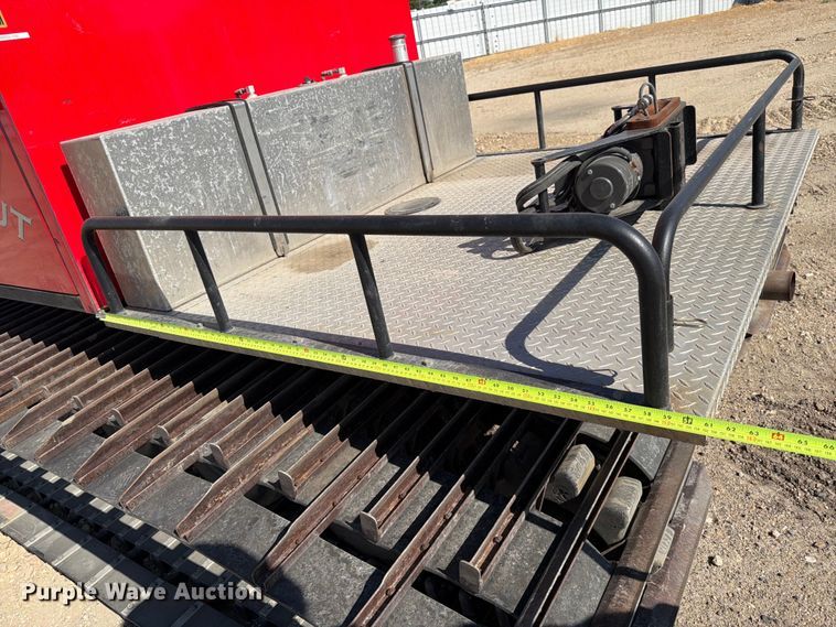 image for item YA3931 2008 Pistonbully track carrier