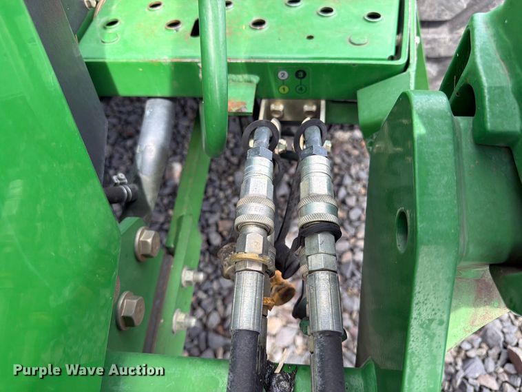 image for item YA3975 2003 John Deere 790 MFWD tractor