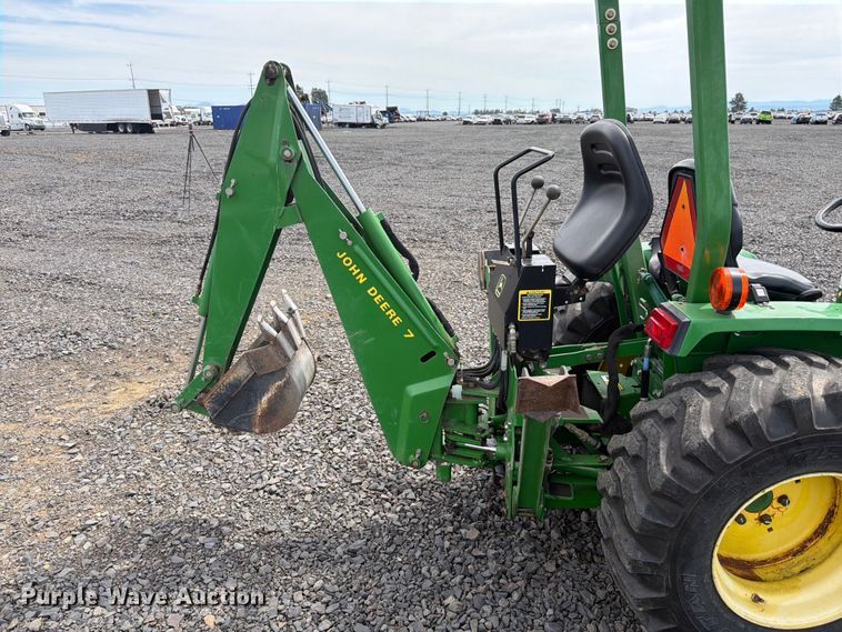 image for item YA3975 2003 John Deere 790 MFWD tractor