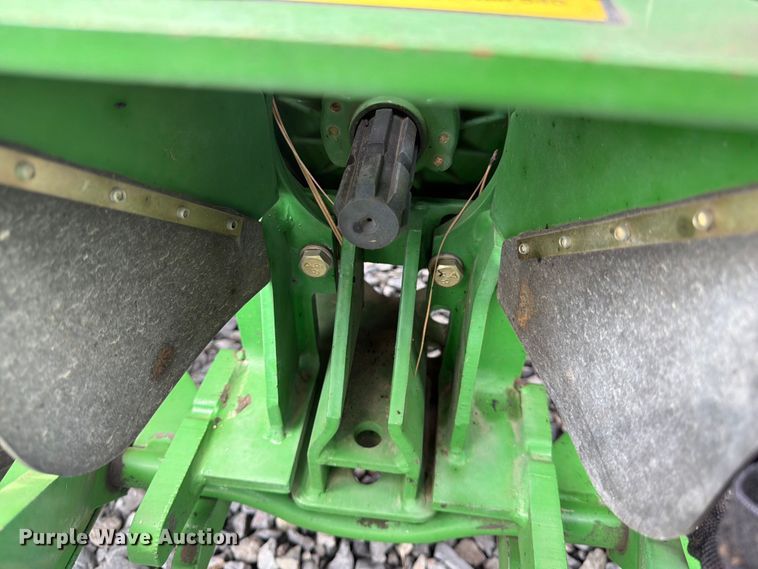 image for item YA3975 2003 John Deere 790 MFWD tractor