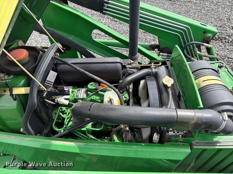image for item YA3975 2003 John Deere 790 MFWD tractor