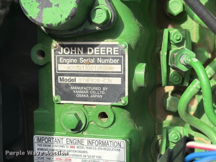 image for item YA3975 2003 John Deere 790 MFWD tractor