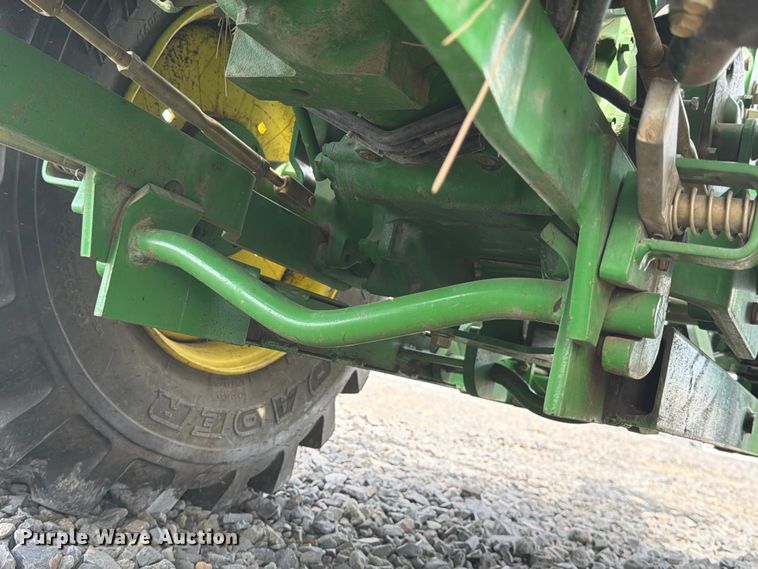 image for item YA3975 2003 John Deere 790 MFWD tractor
