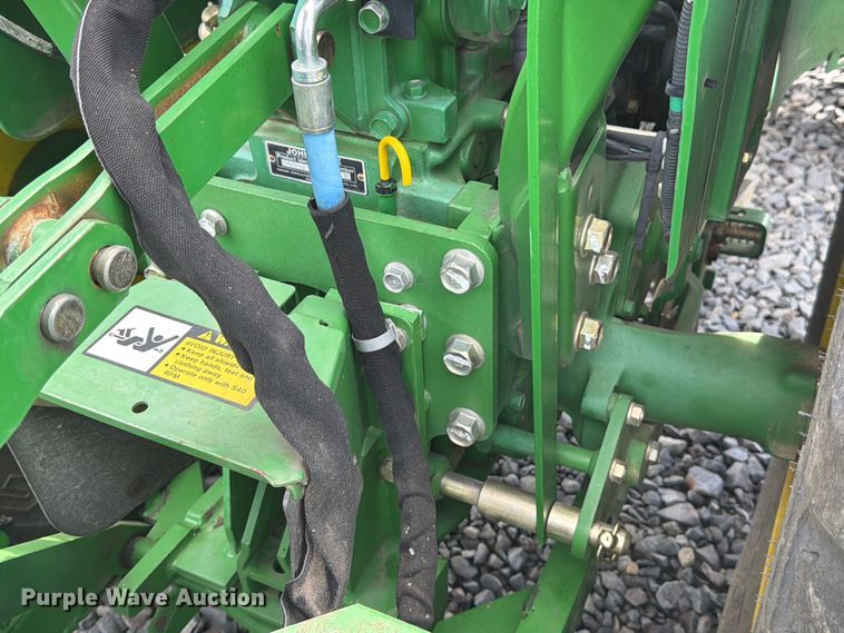 image for item YA3975 2003 John Deere 790 MFWD tractor