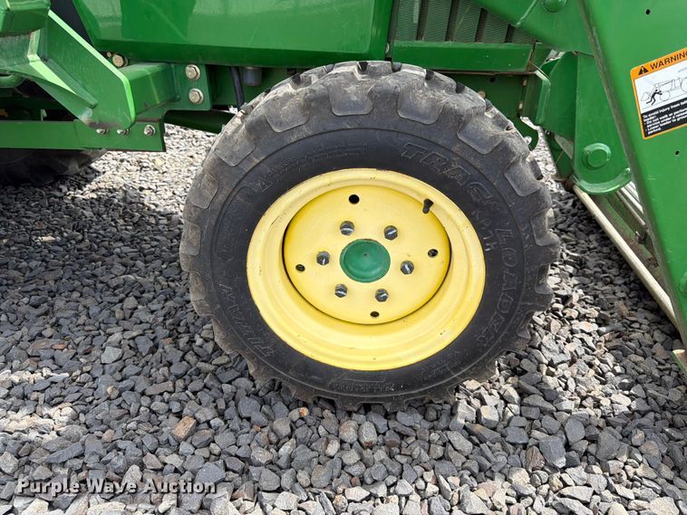 image for item YA3975 2003 John Deere 790 MFWD tractor